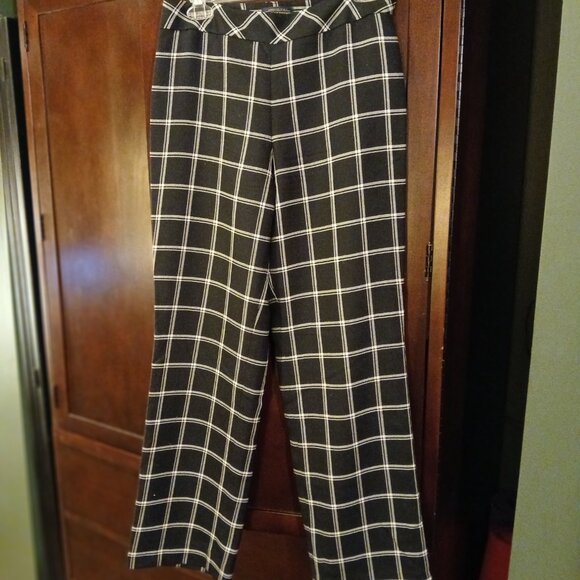 PENDLETON Virgin Wool Black Plaid Trousers 4P - like new - Picture 13 of 13